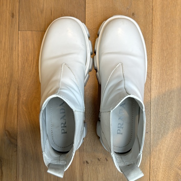 Prada boots in good condition, very comfortable - Picture 2 of 5